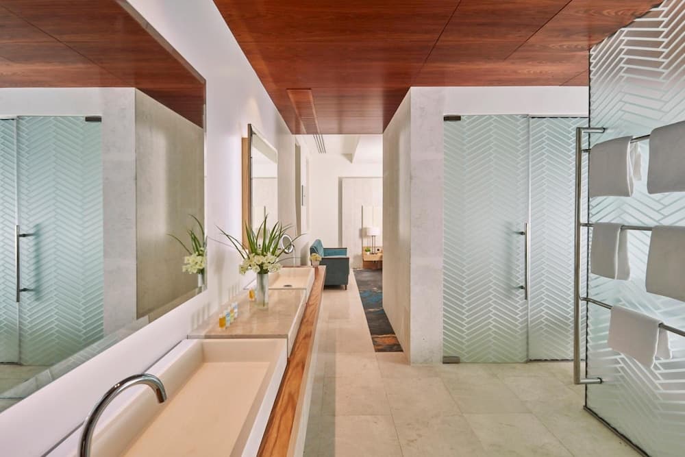 Aerotel Muscat - Airport Transit Hotel, Bathroom