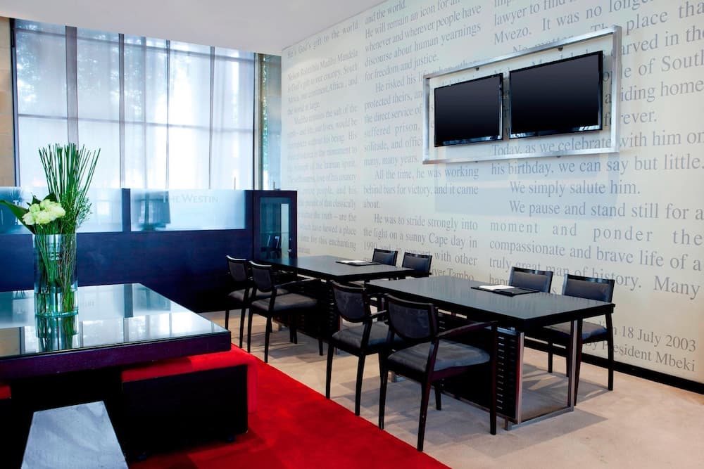 The Westin Cape Town, Restaurant