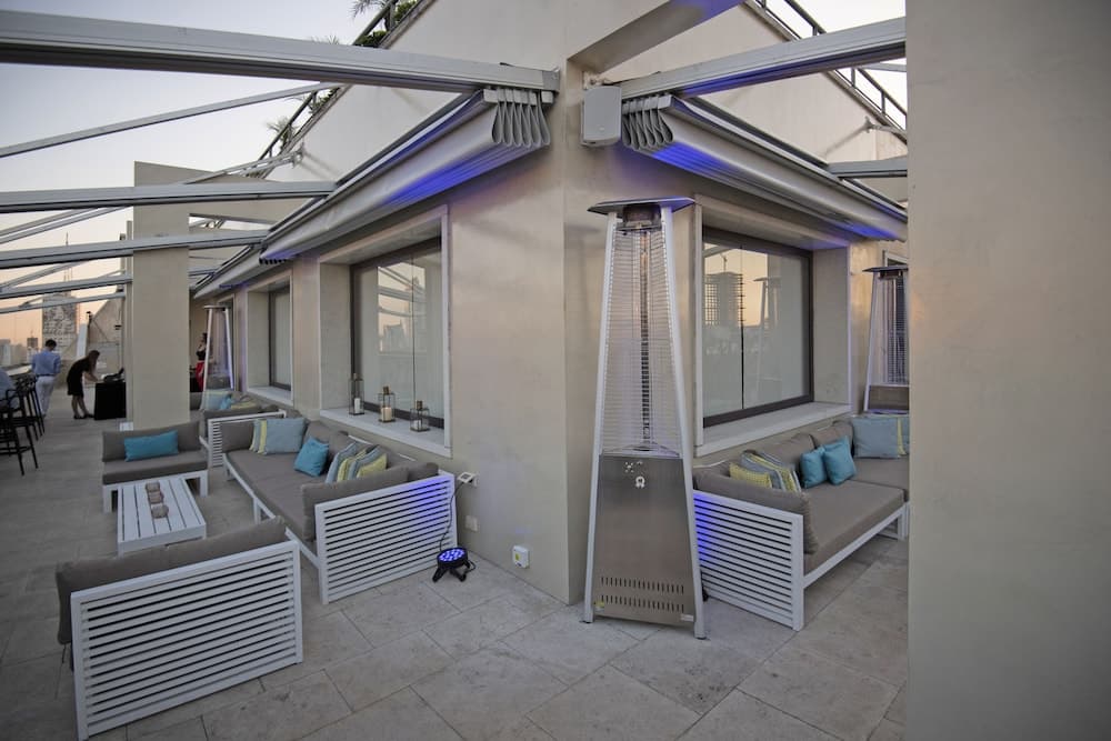 Grand Brizo Buenos Aires, Terraza en la azotea