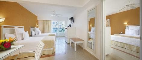 Occidental Costa Cancún, 