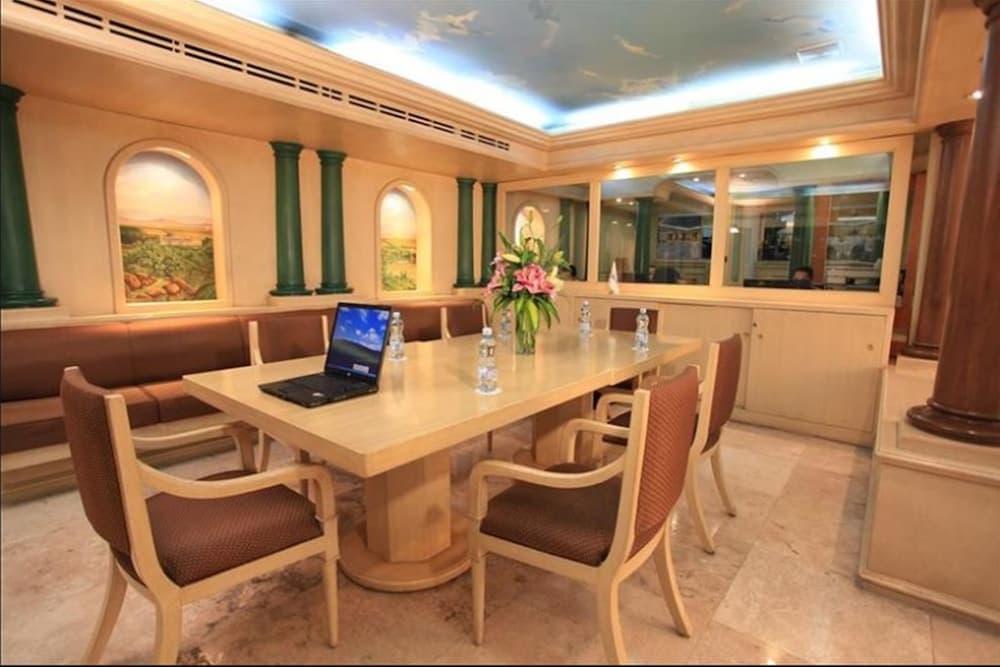 *Hotel Royal Reforma 2025 & 2026, Meeting facility