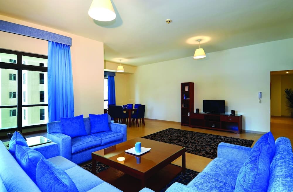 Roda Amwaj Suites, Living area