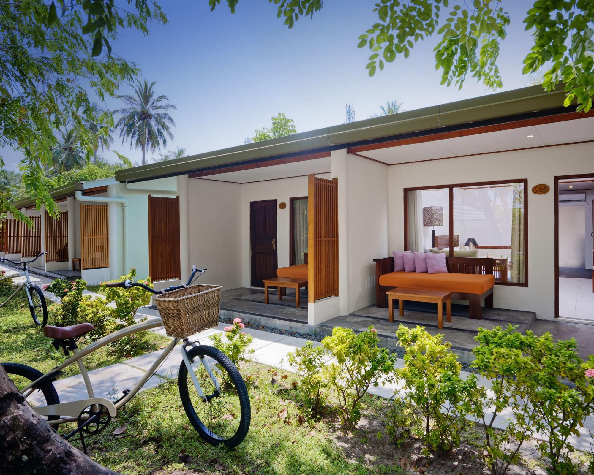 Villa Park, Sun Island, 