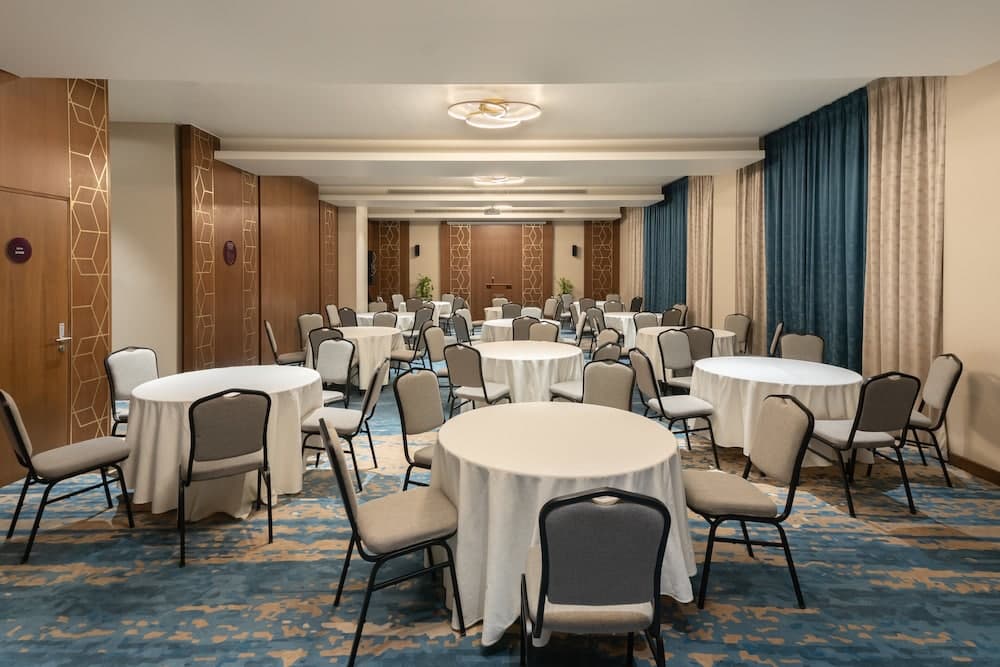 Citadines Al Ghubrah Muscat, Banquet hall