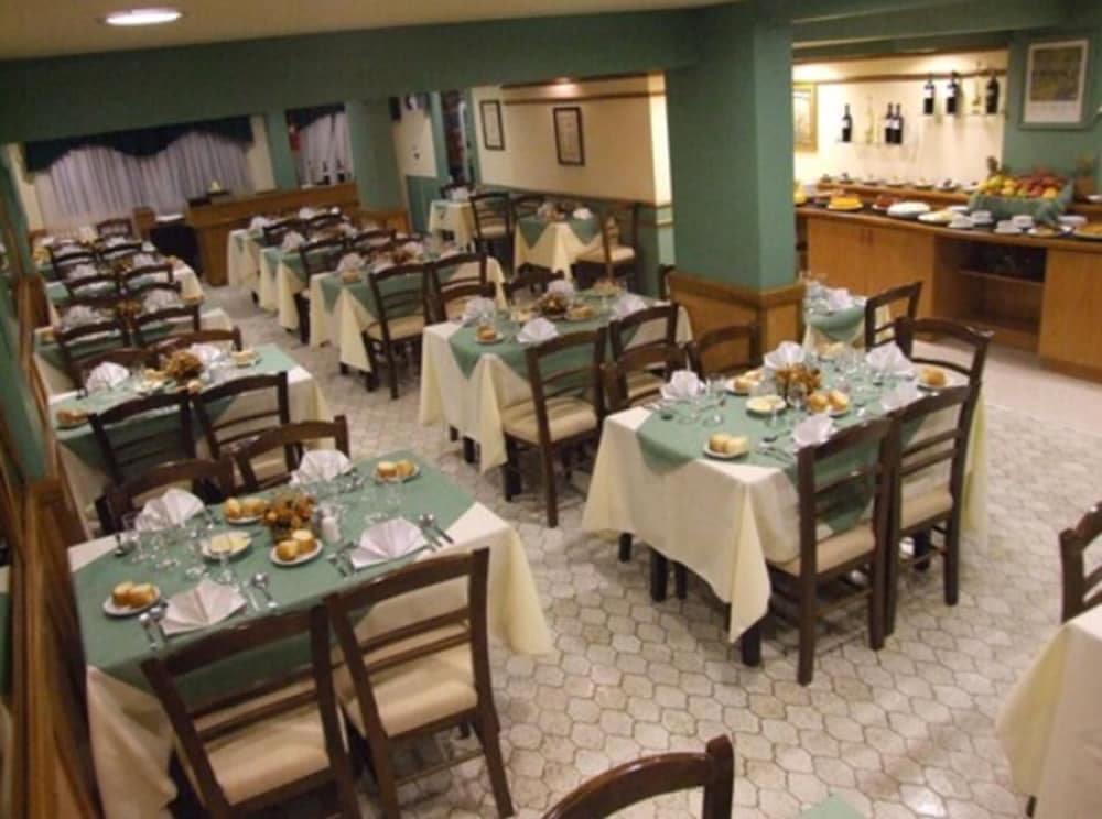 Hotel Internacional, Restaurant