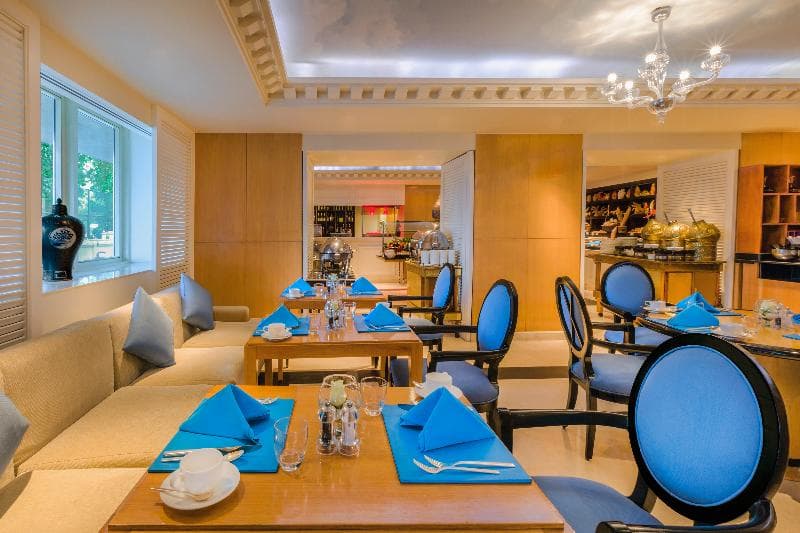 Kempinski Nile Hotel, RES