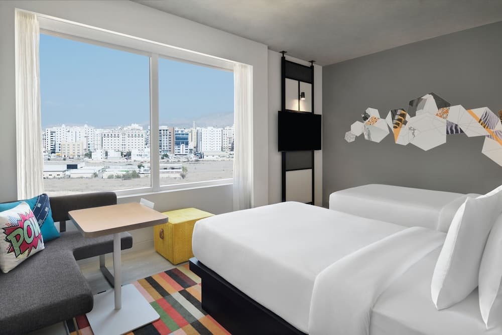 Aloft Muscat, Room