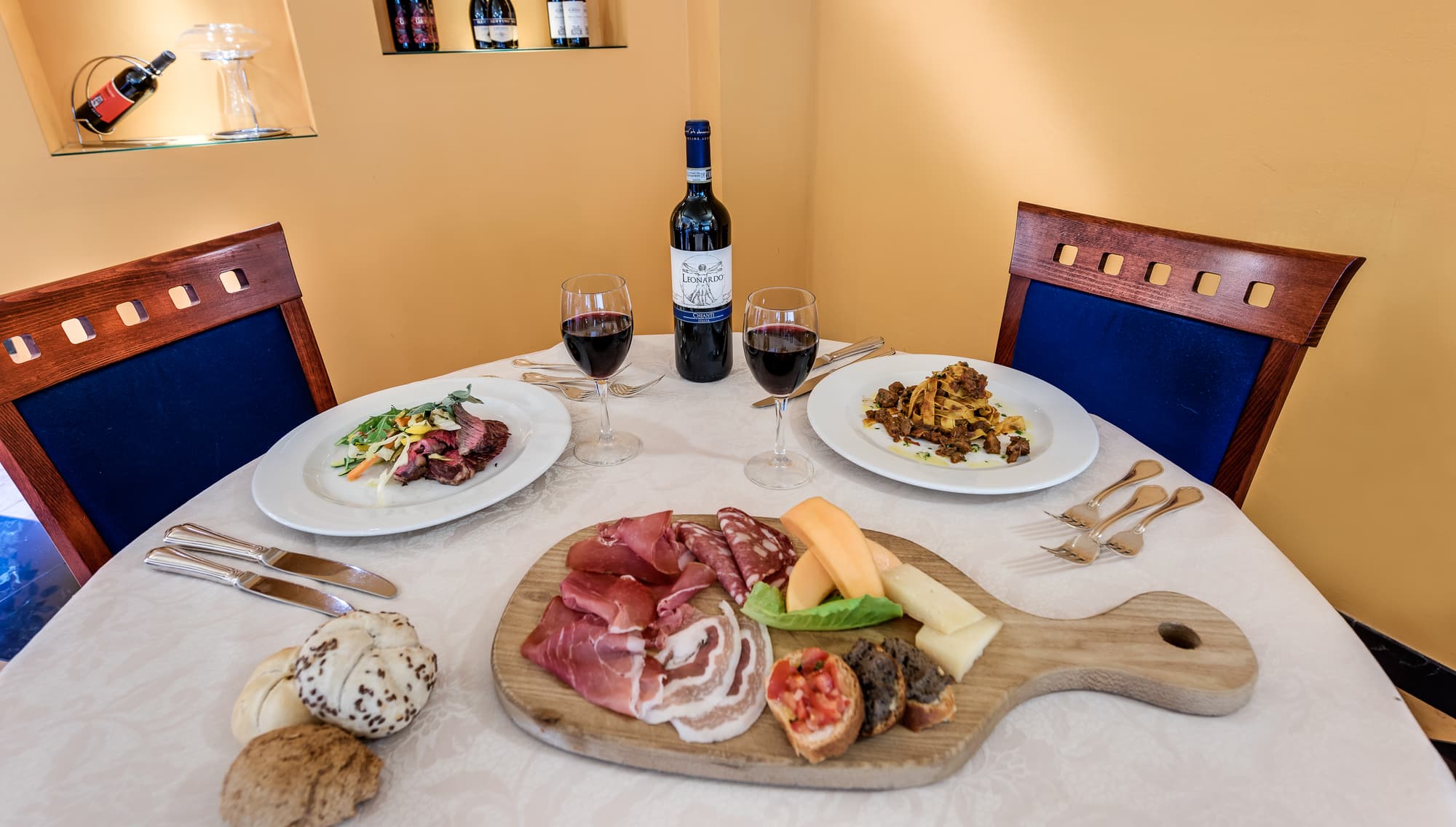 Da Vinci, Restaurant