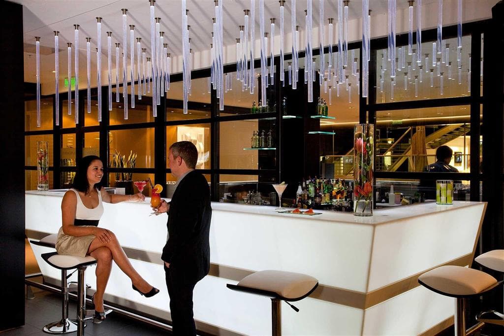 Novotel Buenos Aires, Bar