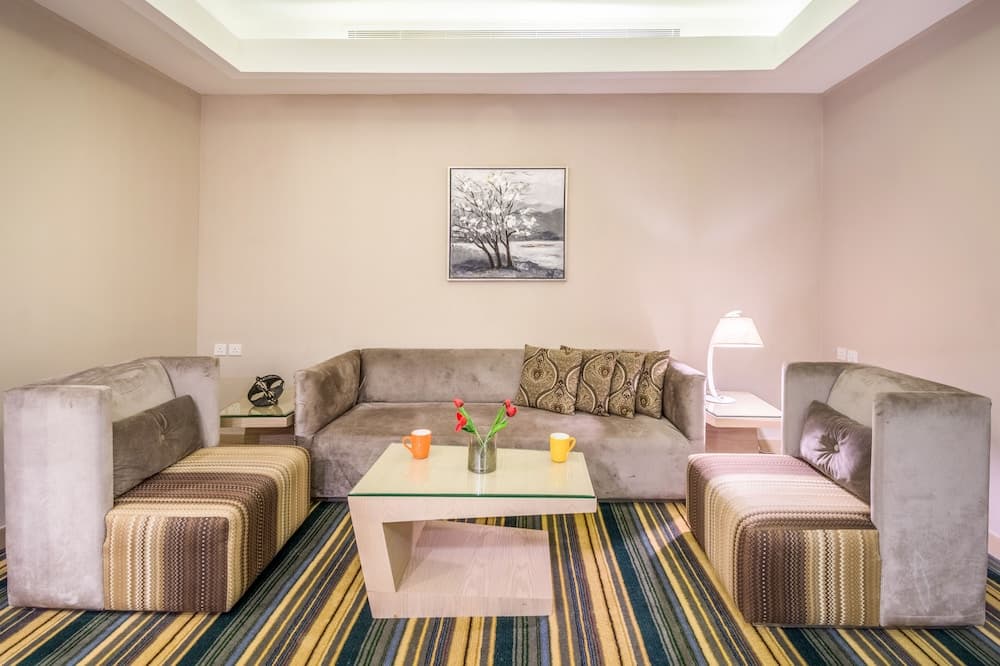 Ewaa Express Hotel Maadi, Al-Hamra, Living room