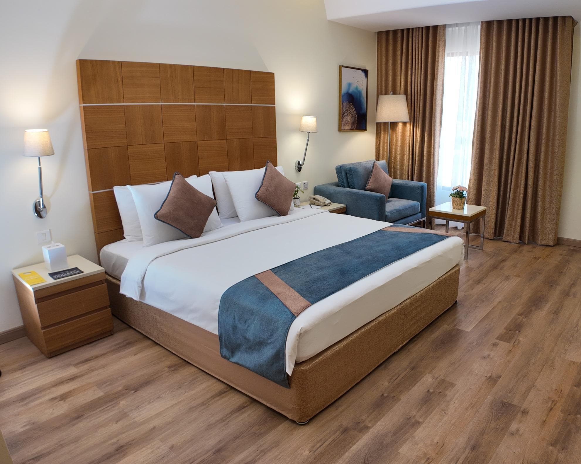 Golden Tulip Muscat, 