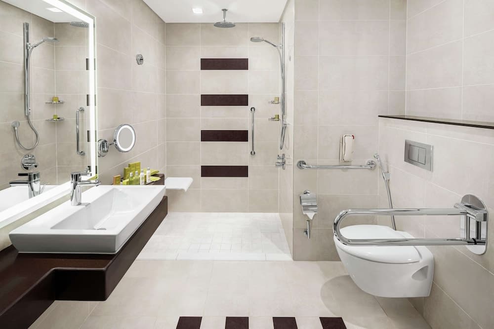 DoubleTree by Hilton Makkah Jabal Omar, Bathroom