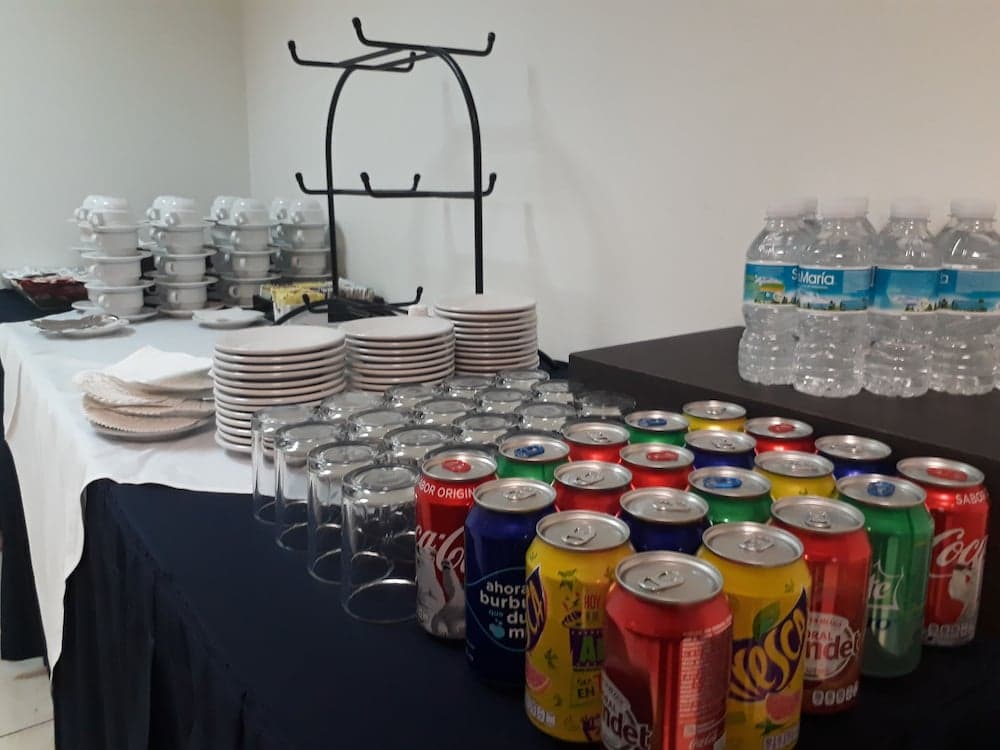 *Hotel & Suites PF, Coffee service