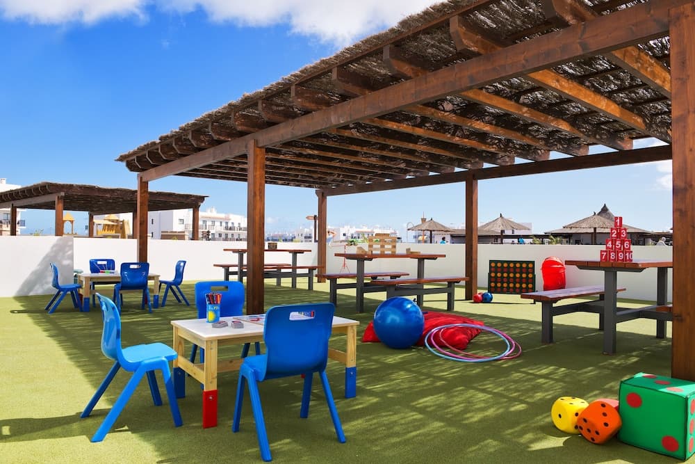 Melia Dunas Beach Resort & Spa, Children's activities