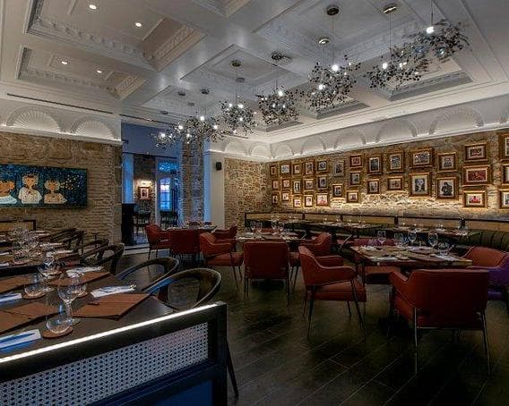 HOTEL LA COMPAÑIA  , 