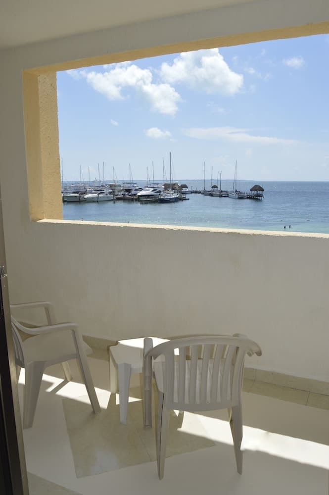 All Ritmo Cancun Resort & Water Park - All Inclusive [EXCLUSIVO BLOQUEOS], Room