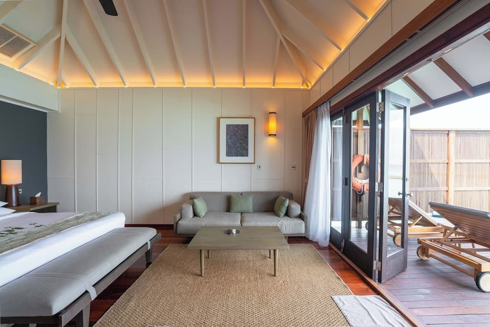 Veligandu Maldives Resort Island, Room