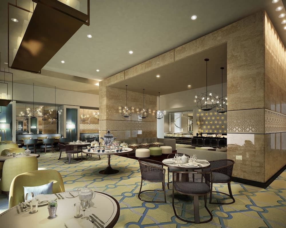 Swissotel Makkah, Bar