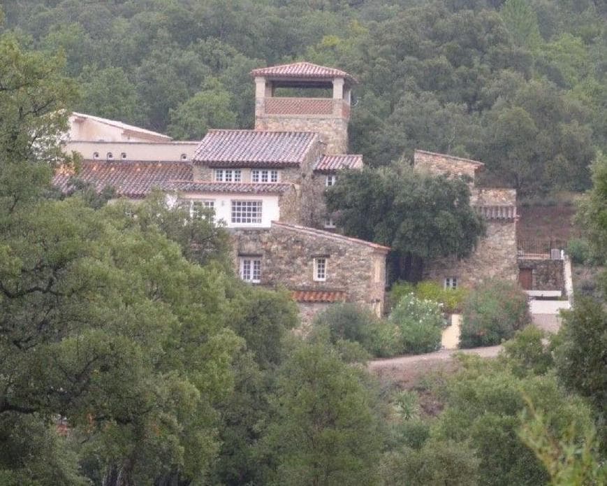 Claudins  Les Pierrons , 