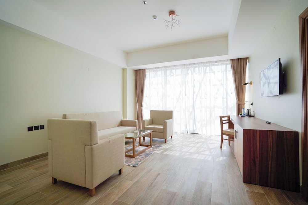 Kyriad Muscat, Living area