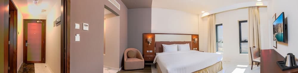 Muscat Gate Hotel, Room