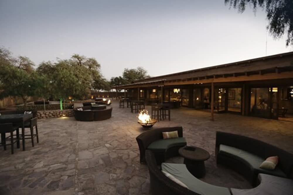 Cumbres San Pedro de Atacama, Exterior