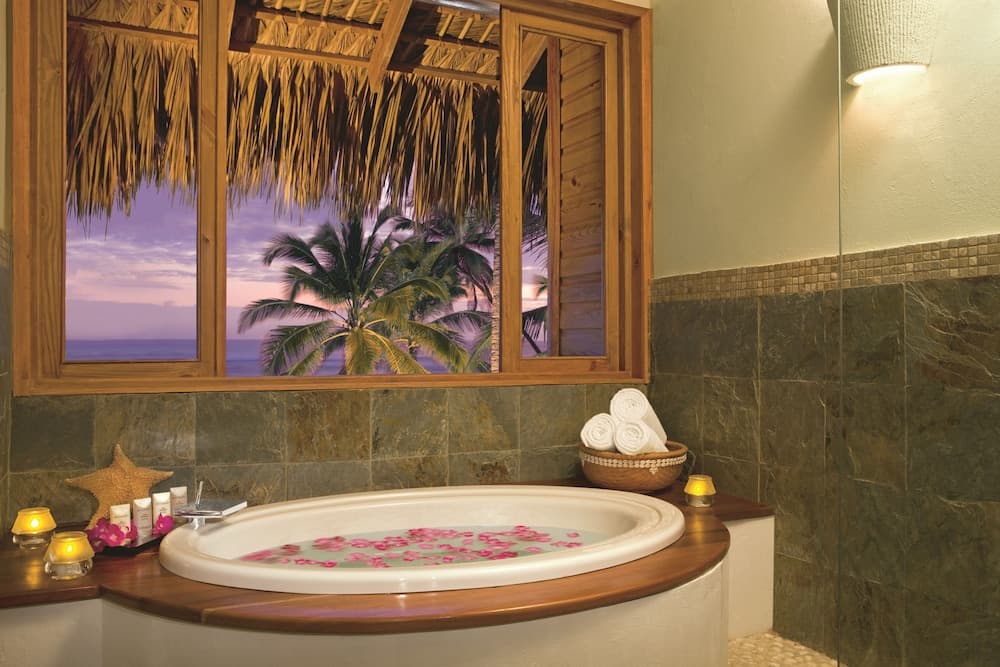 Zoetry Agua Punta Cana - All Inclusive, Jetted tub