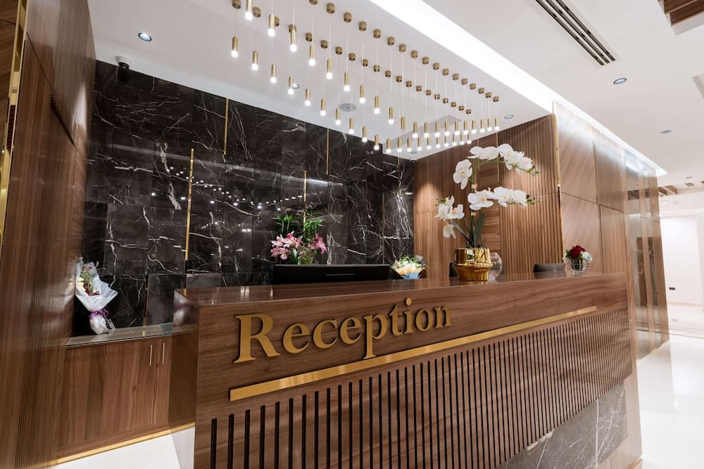 Kyriad Muscat, Lobby