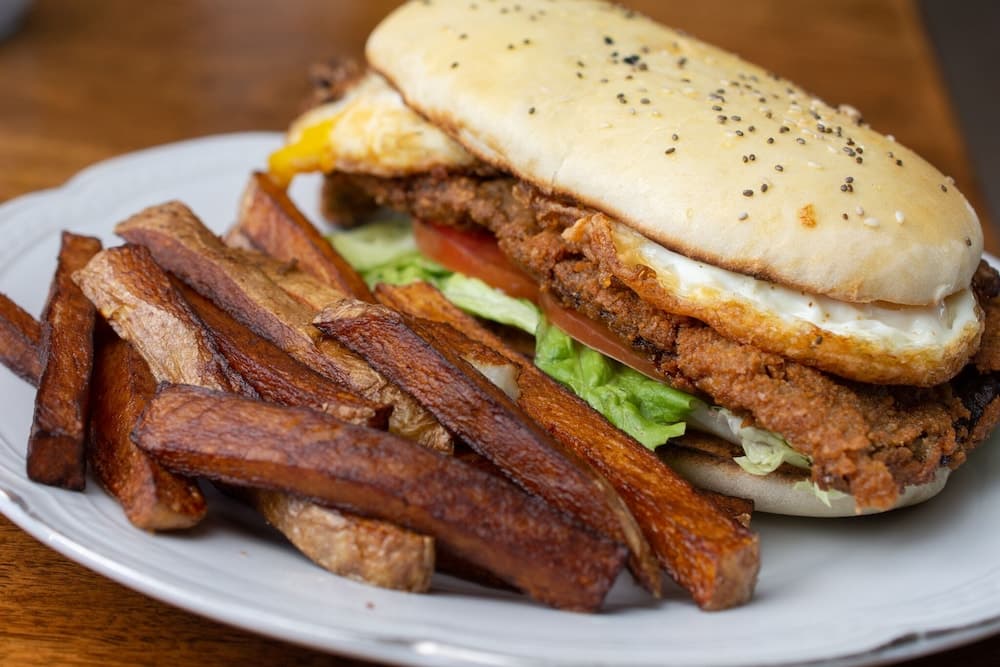 Las Dunas Hotel, Restaurant