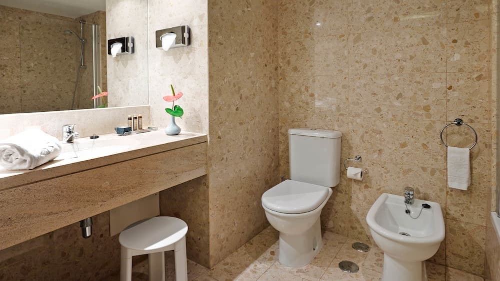 Hotel Algarve Casino, Bathroom