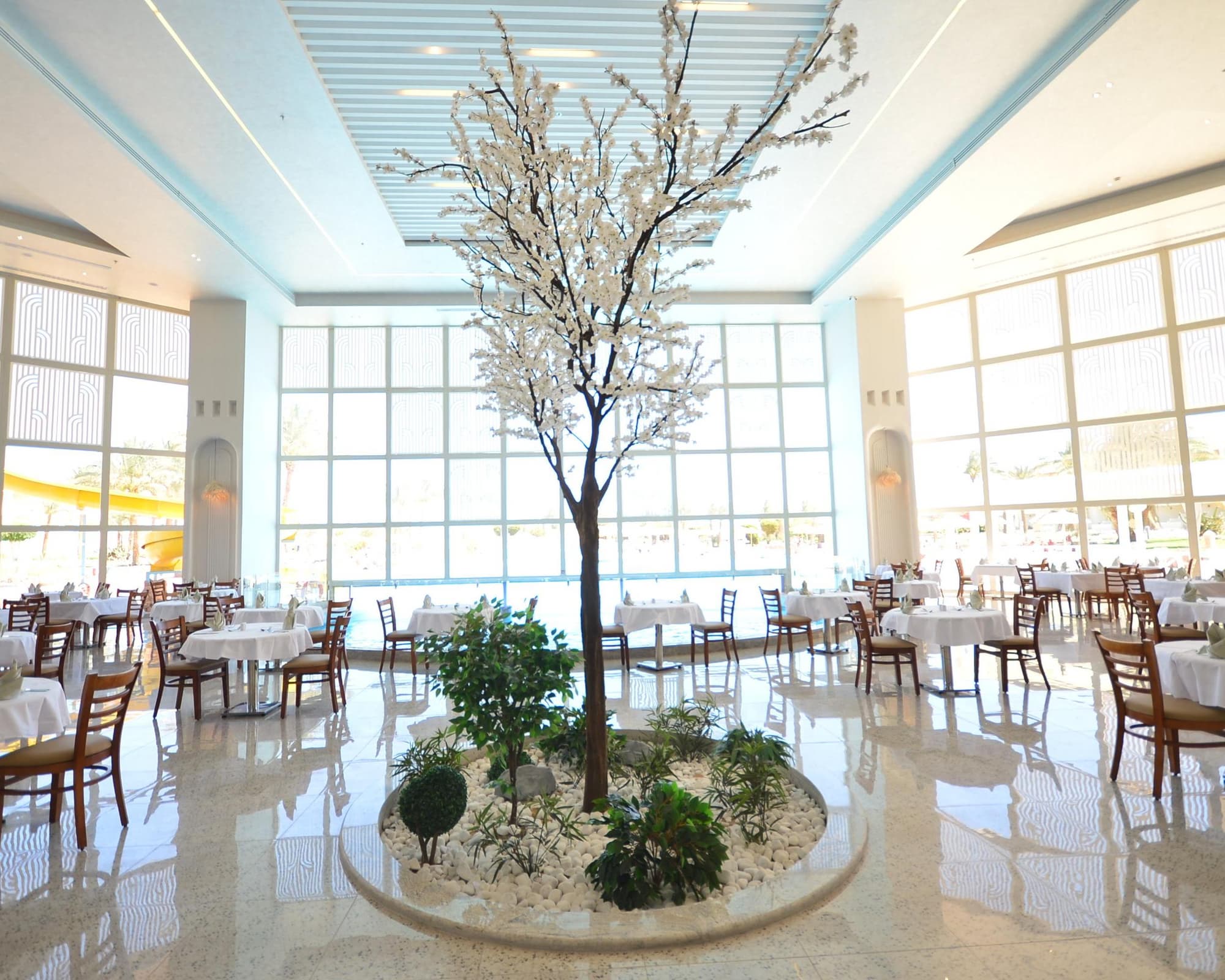 Aurora Oriental Resort - GATTINONI, 