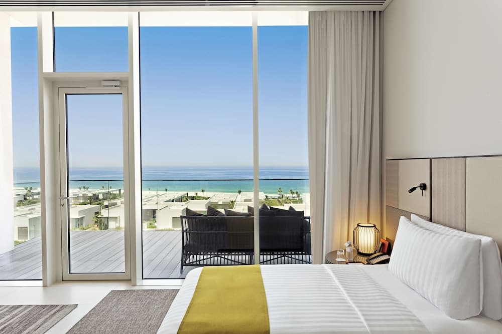 The Oberoi Beach Resort, Al Zorah, Room