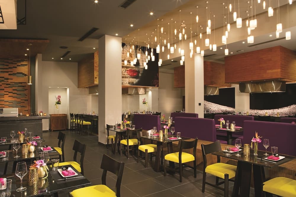 Breathless Riviera Cancun Resort & Spa - Adults Only - All Inclusive, Dining