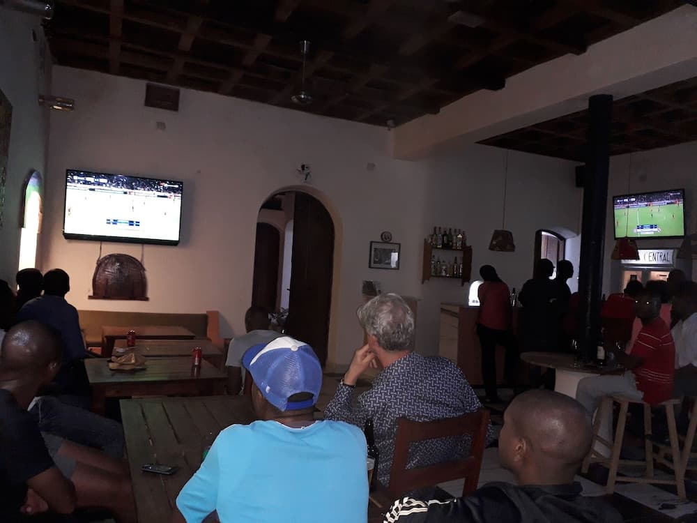 Café Central - Pousada, Bar desportivo