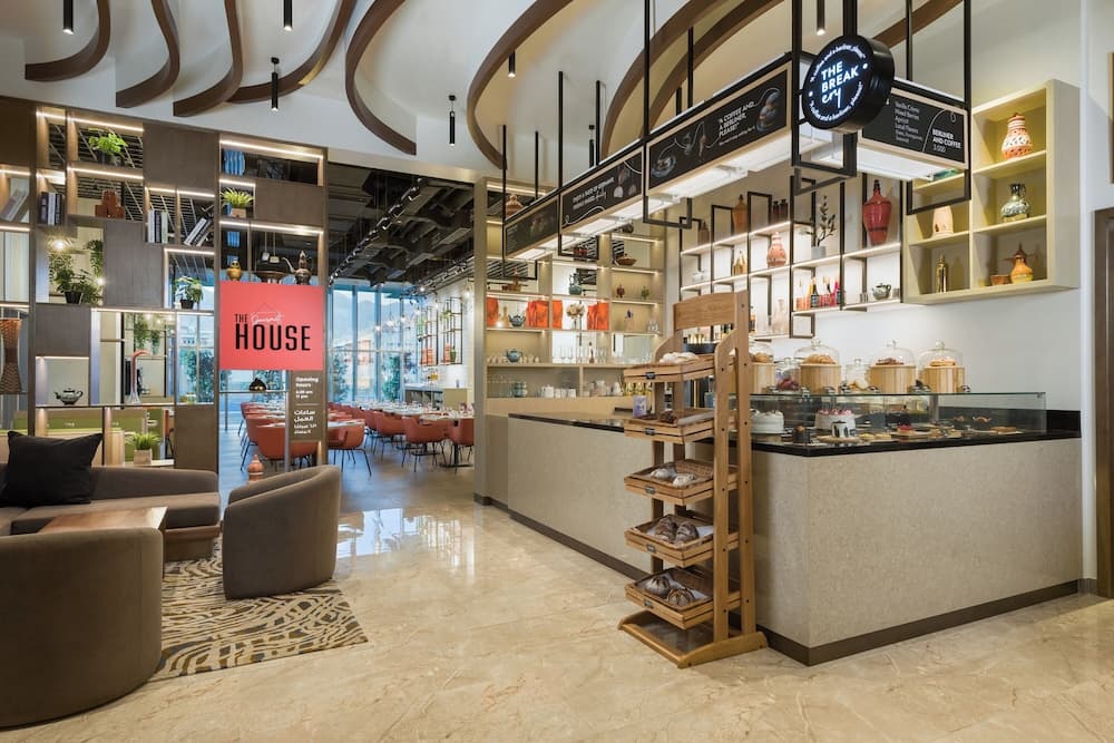 Intercityhotel Bawshar Muscat, Coffee shop