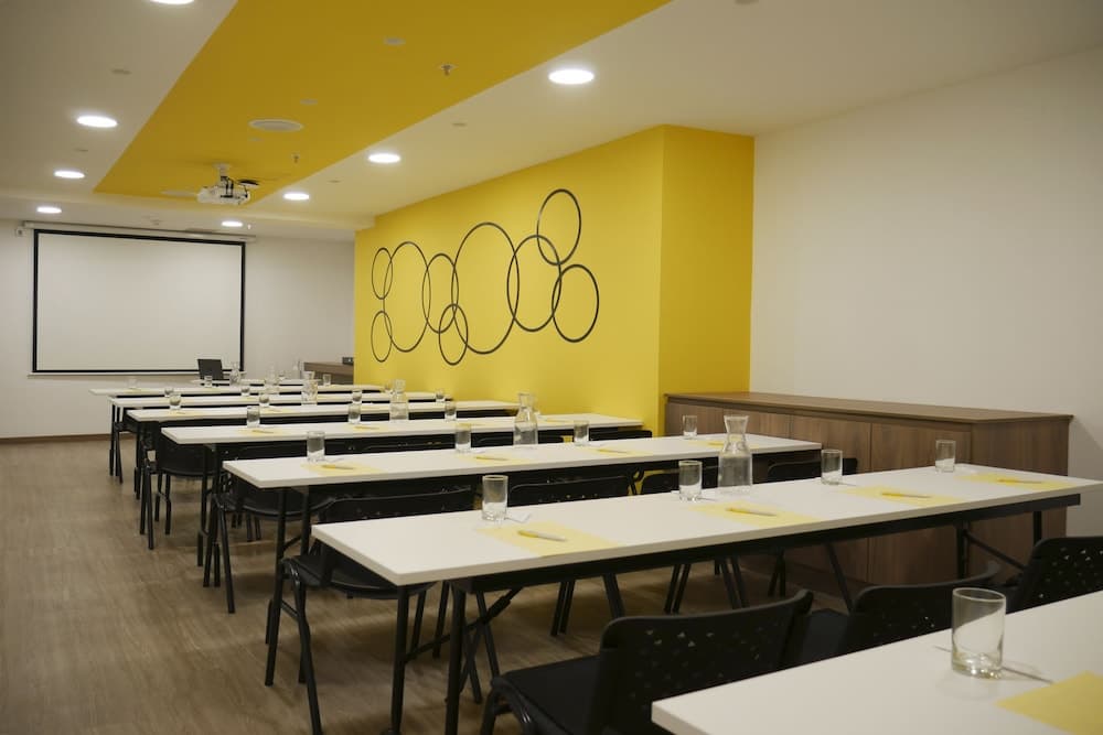 PARK INN BY RADISSON QUITO, Meeting Facility