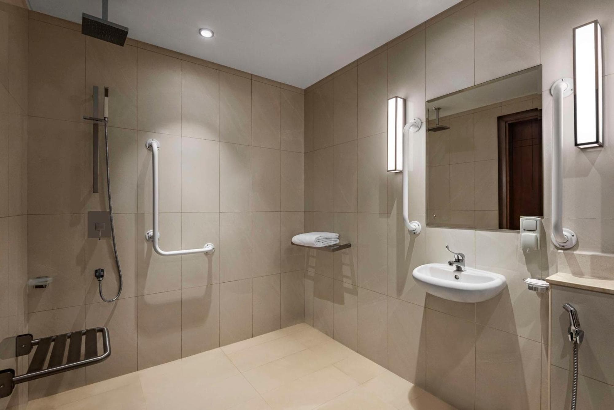 Radisson Hotel Muscat Panorama, 