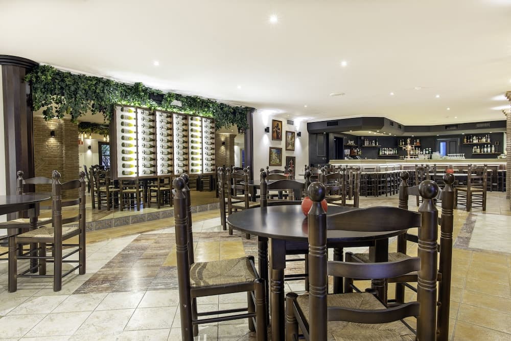 La Cala Resort, Restaurant