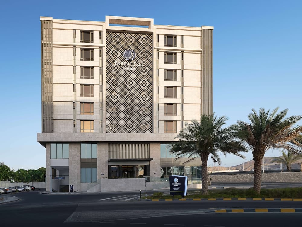 DoubleTree by Hilton Muscat Qurum, Exterior