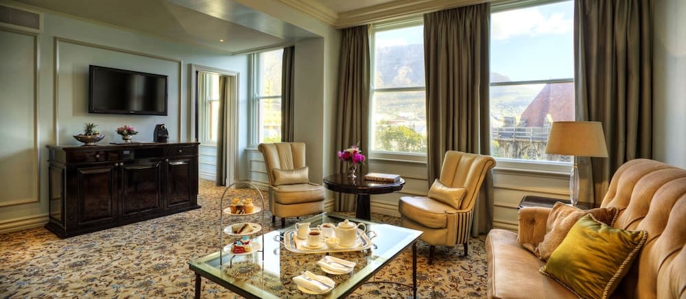 Taj Cape Town, Living area