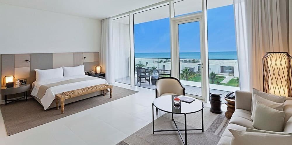 The Oberoi Beach Resort, Al Zorah, Room