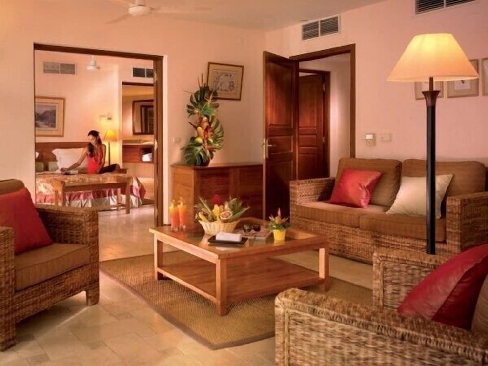 Le Saint Alexis, Living area