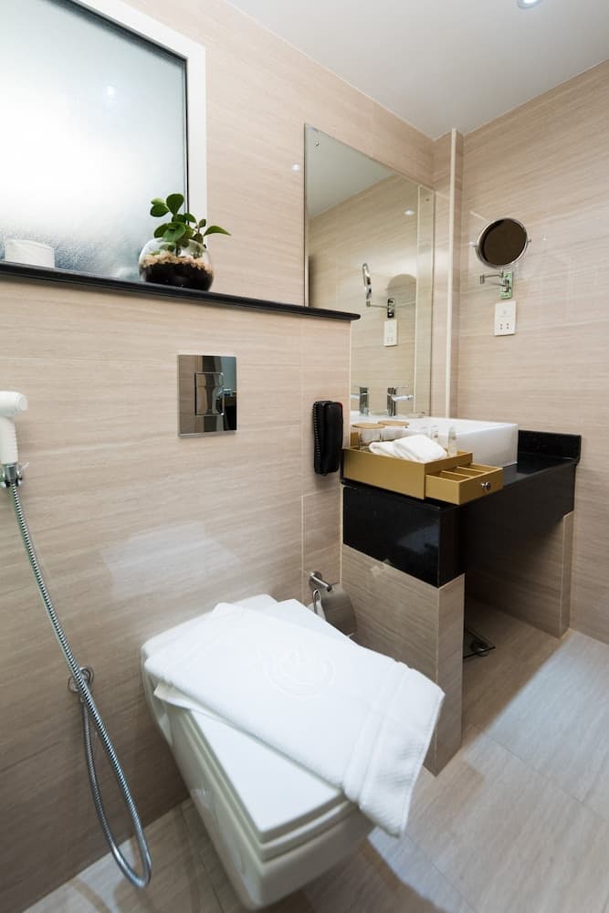 Centara Muscat Hotel Oman, Bathroom