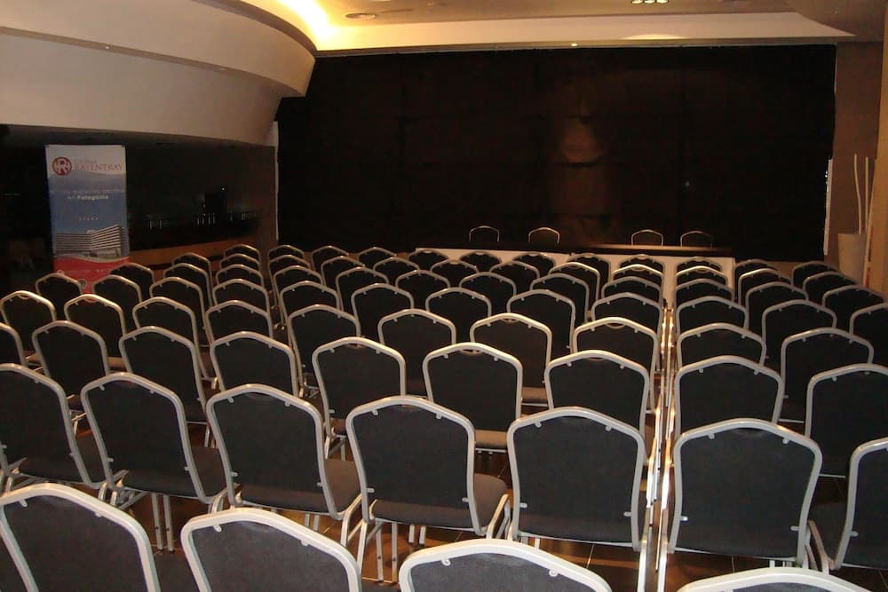Rayentray Puerto Madryn, Meeting Facility
