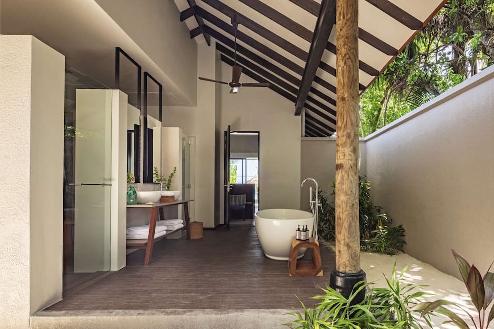 NH Collection Maldives Havodda Resort 2025 - GATTINONI, Room