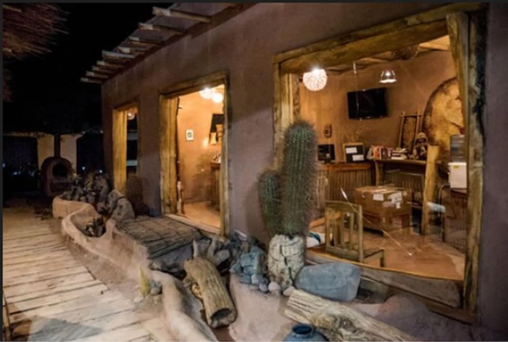 Don Raúl, Reception Hall