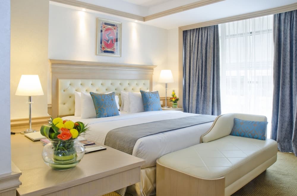 Royale Chulan Penang, Room