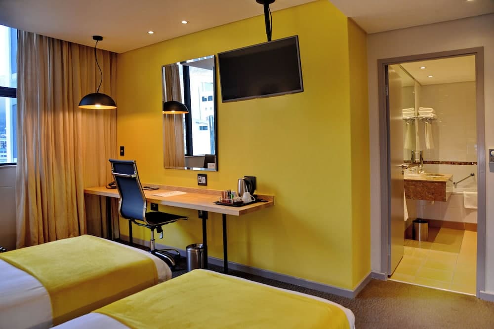 Cresta Grande Cape Town, Room