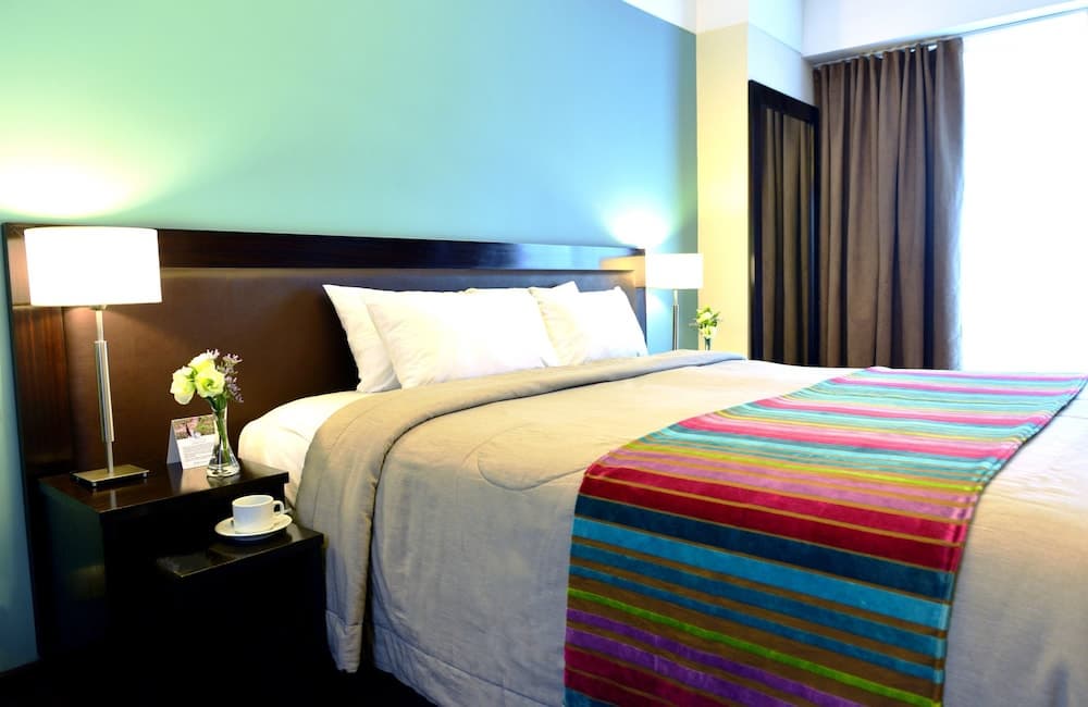 Rochester Classic, Room