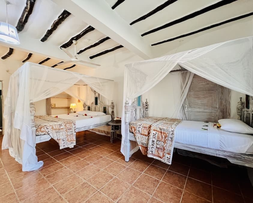 Jacaranda Beach Resort, 